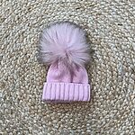 CAPPELLO CON PONPON